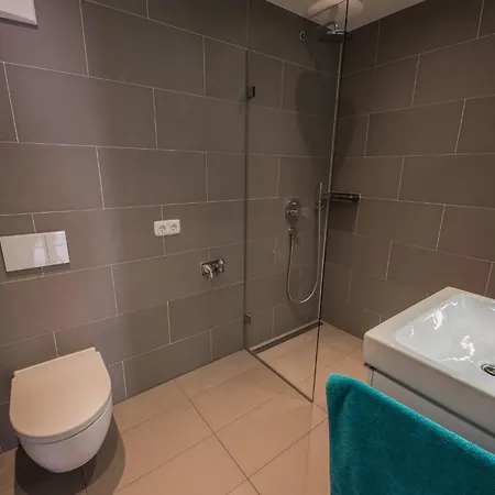 2 Zi Zw Fussgaengerzone Und Grainau Apartment